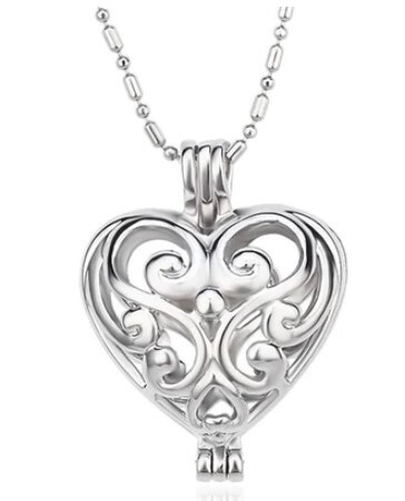 Swirl Heart Pendant and Oyster Necklace